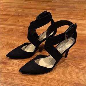 Chinese Laundry Black Elegant Heels with Geometric Straps